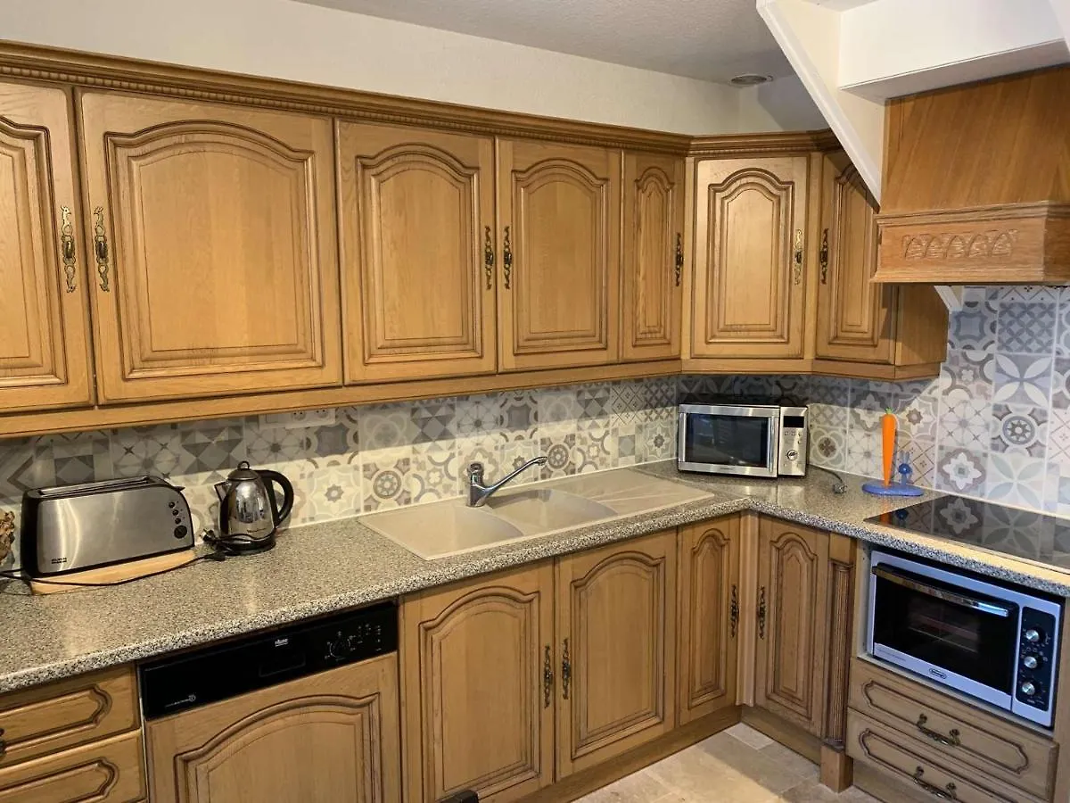 Maison Soignee Avec Grand Jardin Et Terrasse - Le Lavandou - Fr-1-308-159 Holiday home